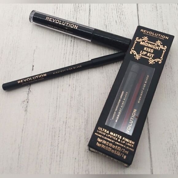 2 Revolution Midnight Kiss Black Matte Lipgloss & Lip Liner New in the box - Picture 2 of 10
